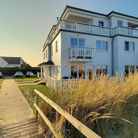 Strandhaus Libelle - Direkt Am Der Ostsee