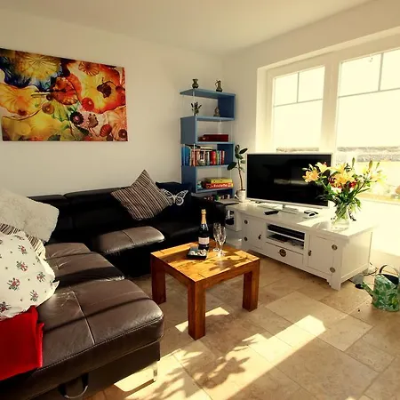 Strandhaus Libelle - Direkt Am Der Ostsee Ferienhaus *